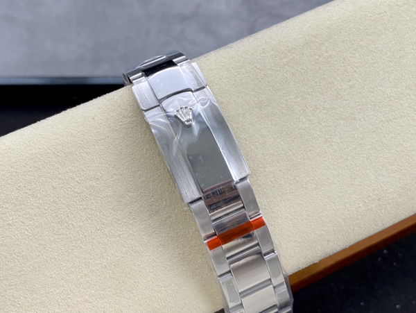 激安ロレックス着用イメージ